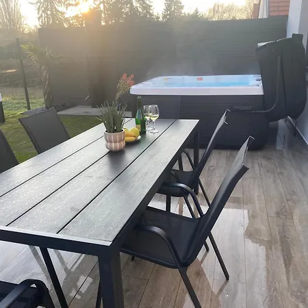 Waikiki House With Jacuzzi Siofok