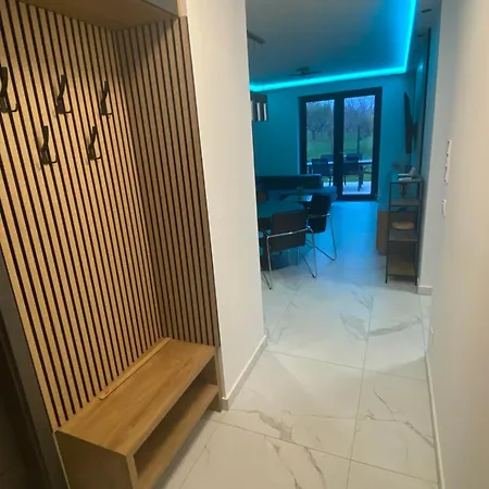 Waikiki House With Jacuzzi Appartement *